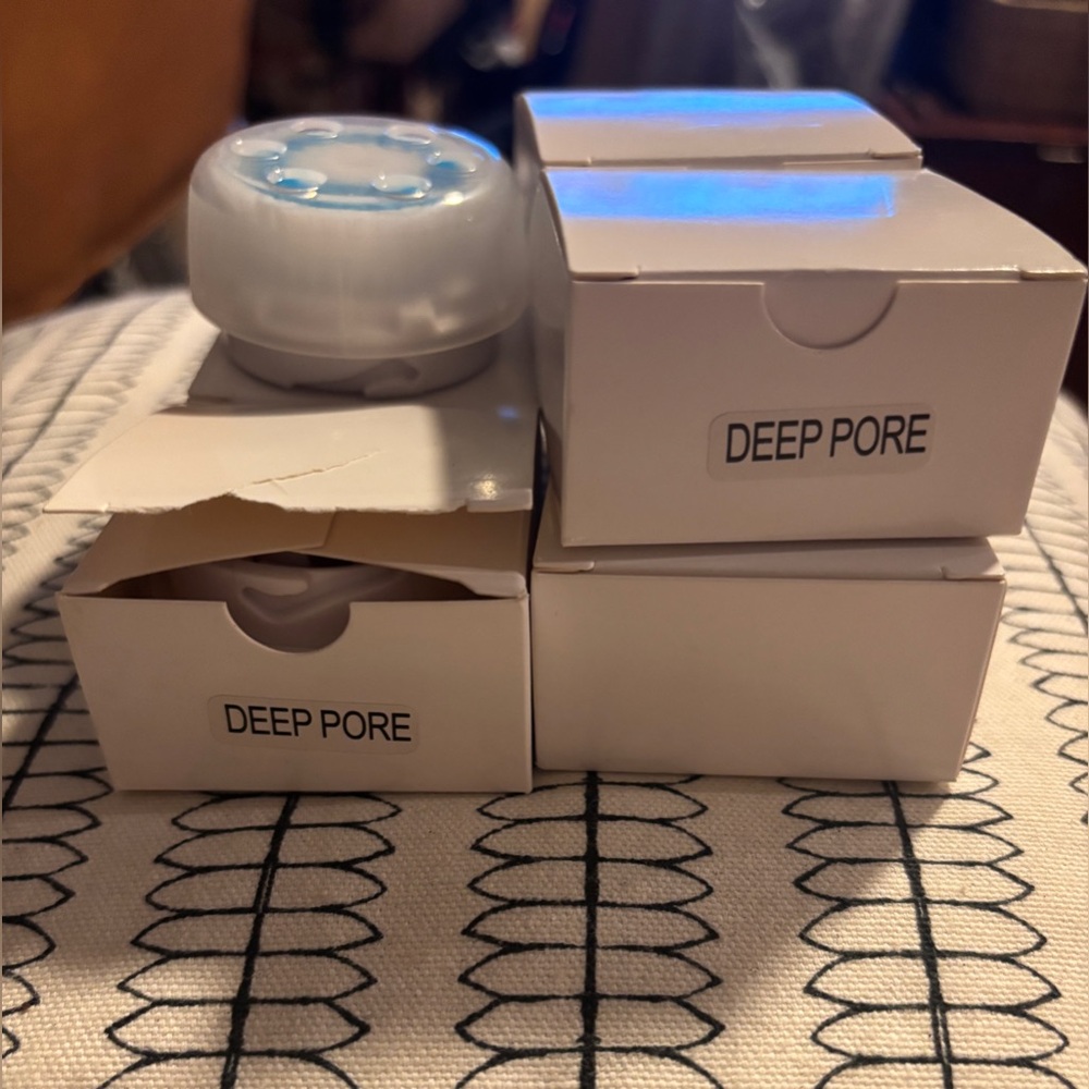NIB 4 Clarisonic Deep Pore Cleansing Brush Head Replacements